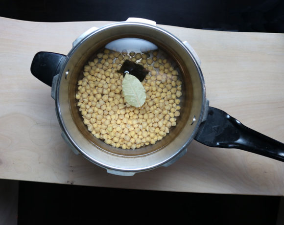 Pressure Cooked Chickpeas