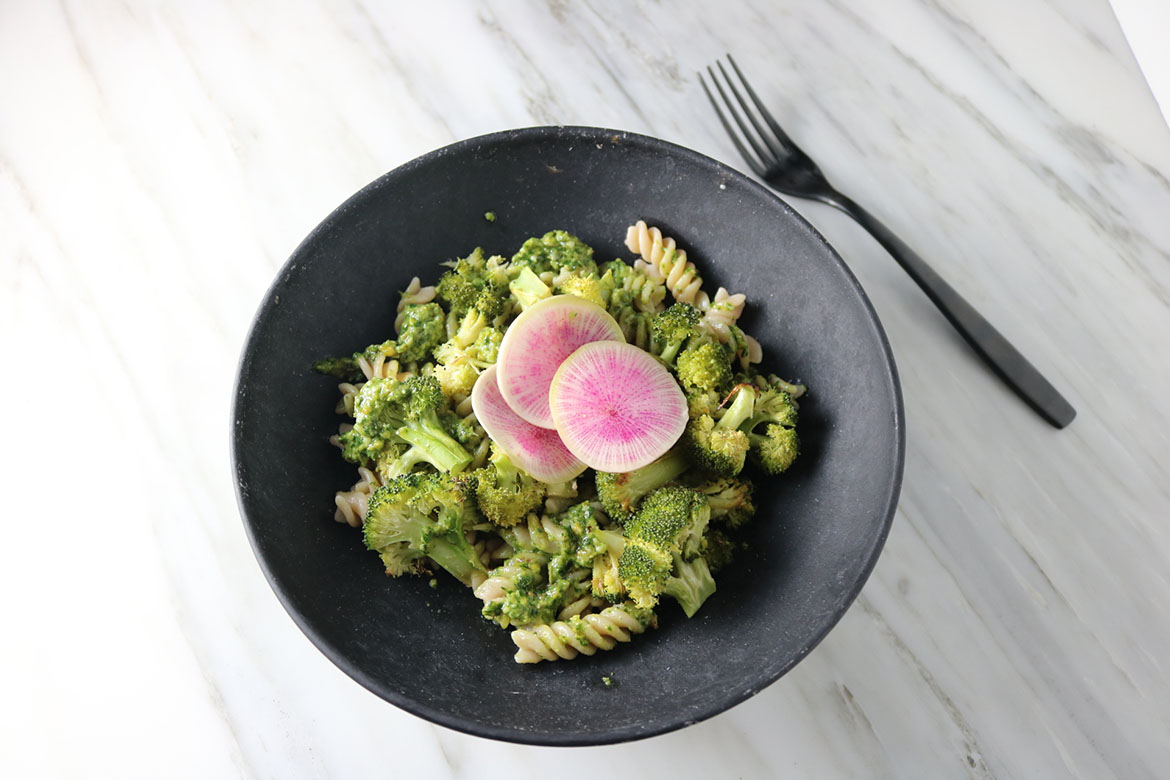 Radish Leaf Pesto Pasta